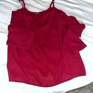 Off the shoulder long sleeve tank
